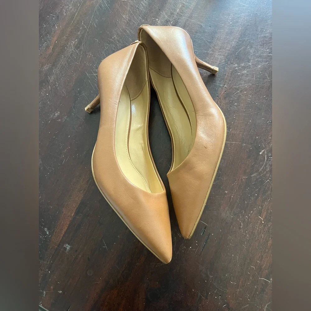 Michael Kors Tan Leather Women's Shoes small heel